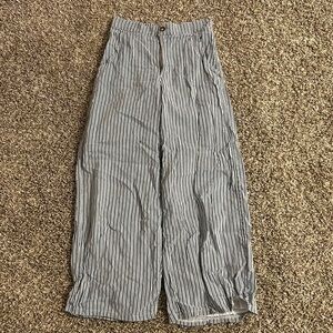 Women’s Stripped Flowy Pants
